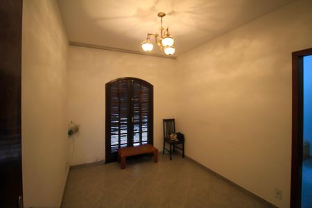 Casa à venda com 145m², 7 quartos e 2 vagas Casa à venda com 145m², 7 quartos e 2 vagasQuarto 2