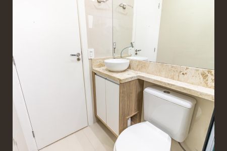Apartamento à venda com 42m², 2 quartos e sem vaga Apartamento à venda com 42m², 2 quartos e sem vagaBanheiro Social