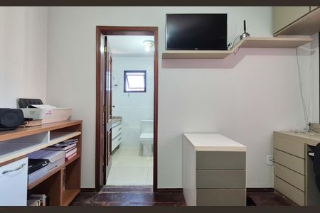 Apartamento à venda com 148m², 3 quartos e 2 vagasSuíte 2