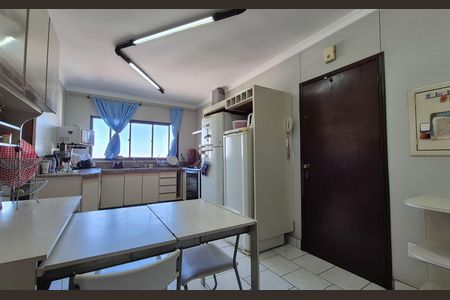 Apartamento à venda com 148m², 3 quartos e 2 vagasCozinha