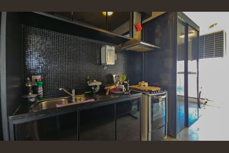 Apartamento à venda com 70m², 1 quarto e 2 vagas Apartamento à venda com 70m², 1 quarto e 2 vagasCozinha