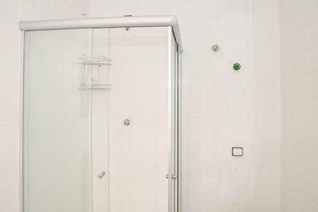 Casa à venda com 250m², 3 quartos e 3 vagas Casa à venda com 250m², 3 quartos e 3 vagasBanheiro da Suíte