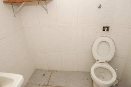 Casa à venda com 250m², 3 quartos e 3 vagas Casa à venda com 250m², 3 quartos e 3 vagasÁrea de Serviço