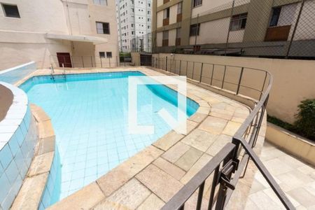 Apartamento à venda com 100m², 3 quartos e 1 vaga Apartamento à venda com 100m², 3 quartos e 1 vagaÁrea comum - Piscina