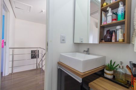Casa à venda com 91m², 3 quartos e 2 vagas Casa à venda com 91m², 3 quartos e 2 vagasBanheiro da Suíte