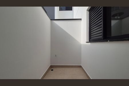 Apartamento à venda com 45m², 2 quartos e 1 vaga Apartamento à venda com 45m², 2 quartos e 1 vagaÁrea externa