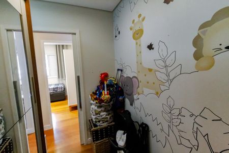 Apartamento à venda com 96m², 4 quartos e 2 vagasQuarto 2