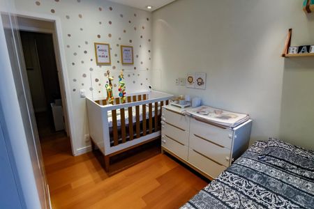 Apartamento à venda com 96m², 4 quartos e 2 vagasQuarto 1