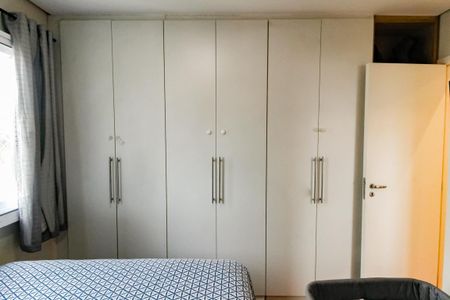 Apartamento à venda com 96m², 4 quartos e 2 vagasSuíte 2