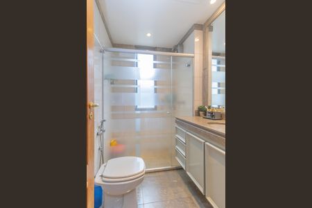 Apartamento à venda com 149m², 4 quartos e 2 vagasBanheiro do Quarto 2