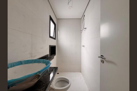 Apartamento à venda com 90m², 2 quartos e 1 vaga Apartamento à venda com 90m², 2 quartos e 1 vagaBanheiro