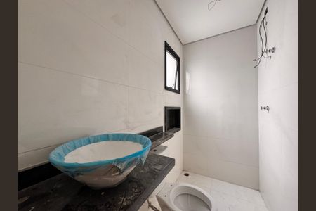 Apartamento à venda com 90m², 2 quartos e 1 vaga Apartamento à venda com 90m², 2 quartos e 1 vagaBanheiro