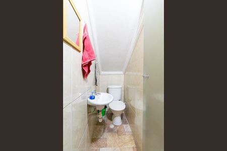 Casa à venda com 106m², 2 quartos e 1 vagaLavabo