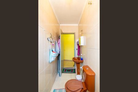 Casa à venda com 106m², 2 quartos e 1 vagaBanheiro Social