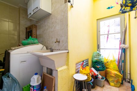 Casa à venda com 106m², 2 quartos e 1 vagaÁrea de Serviço