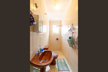 Casa à venda com 106m², 2 quartos e 1 vagaBanheiro Social