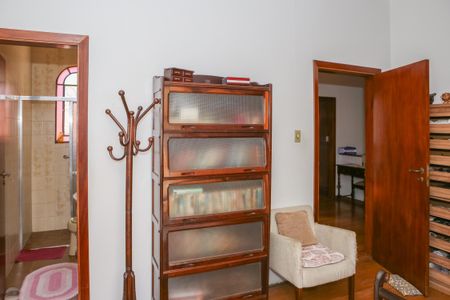 Casa à venda com 220m², 4 quartos e 3 vagas Casa à venda com 220m², 4 quartos e 3 vagasSuíte 2