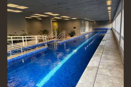 Apartamento à venda com 100m², 2 quartos e 2 vagas Apartamento à venda com 100m², 2 quartos e 2 vagasPiscina