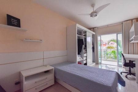 Casa à venda com 297m², 4 quartos e 2 vagasSuíte 3