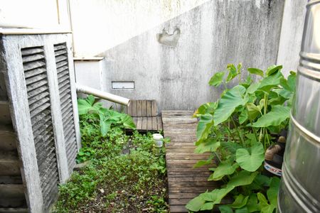 Casa à venda com 190m², 3 quartos e 3 vagas Casa à venda com 190m², 3 quartos e 3 vagasQuintal