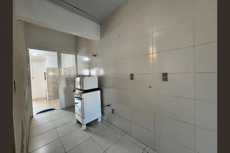 Casa à venda com 80m², 2 quartos e 1 vagaSala/Cozinha