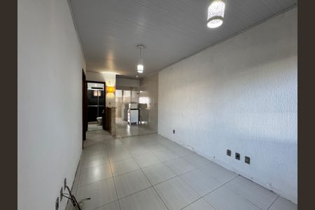 Casa à venda com 80m², 2 quartos e 1 vagaSala/Cozinha