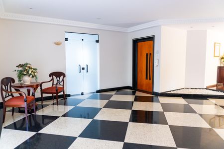 Apartamento à venda com 125m², 3 quartos e 3 vagas Apartamento à venda com 125m², 3 quartos e 3 vagasHall social