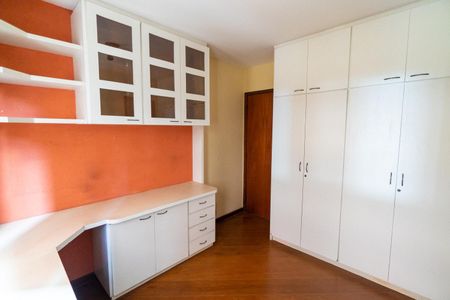 Apartamento à venda com 125m², 3 quartos e 3 vagas Apartamento à venda com 125m², 3 quartos e 3 vagasSuite 2