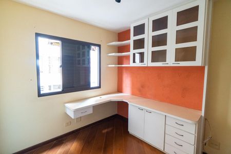 Apartamento à venda com 125m², 3 quartos e 3 vagas Apartamento à venda com 125m², 3 quartos e 3 vagasSuite 2