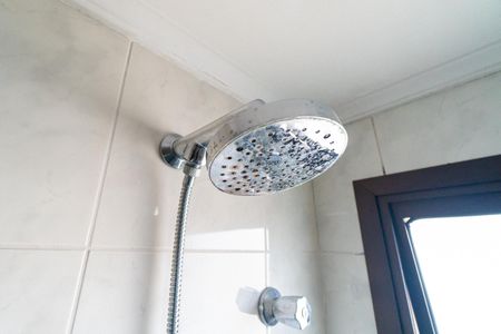 Apartamento à venda com 125m², 3 quartos e 3 vagas Apartamento à venda com 125m², 3 quartos e 3 vagasBanheiro Social Detalhe