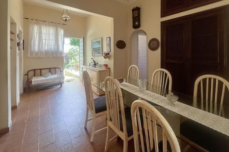 Casa à venda com 400m², 3 quartos e 2 vagasSala