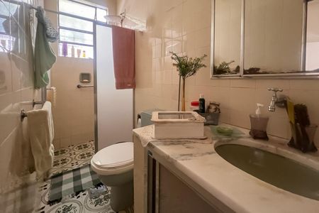 Casa à venda com 400m², 3 quartos e 2 vagasBanheiro da Suíte
