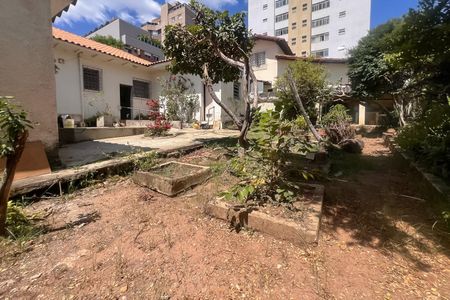 Casa à venda com 400m², 3 quartos e 2 vagasQuintal
