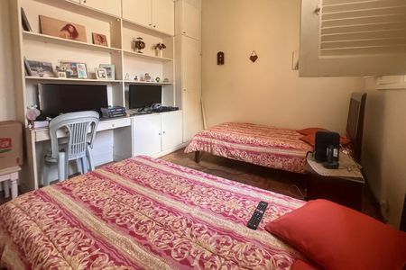 Casa à venda com 400m², 3 quartos e 2 vagasQuarto 2