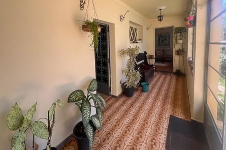 Casa à venda com 400m², 3 quartos e 2 vagasVaranda