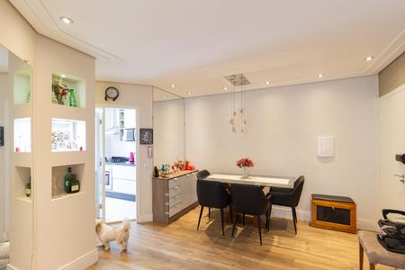 Apartamento à venda com 58m², 2 quartos e 1 vagaSala