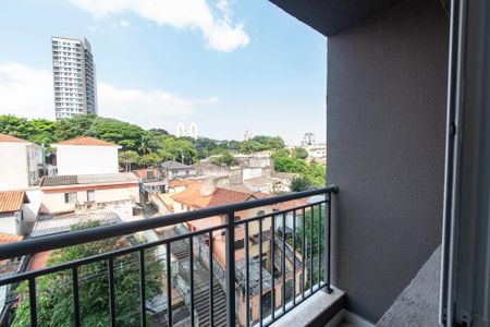 Apartamento à venda com 27m², 1 quarto e sem vaga Apartamento à venda com 27m², 1 quarto e sem vagaVaranda técnica