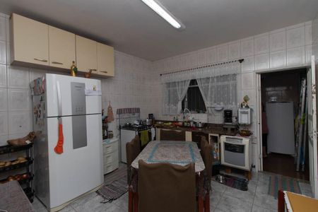 Casa à venda com 240m², 3 quartos e 4 vagas Casa à venda com 240m², 3 quartos e 4 vagasCozinha 1