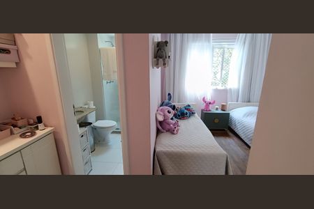 Apartamento à venda com 223m², 3 quartos e 4 vagas Apartamento à venda com 223m², 3 quartos e 4 vagasSuíte 2