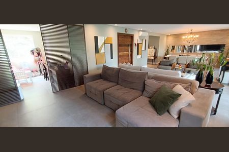 Apartamento à venda com 223m², 3 quartos e 4 vagas Apartamento à venda com 223m², 3 quartos e 4 vagasSala