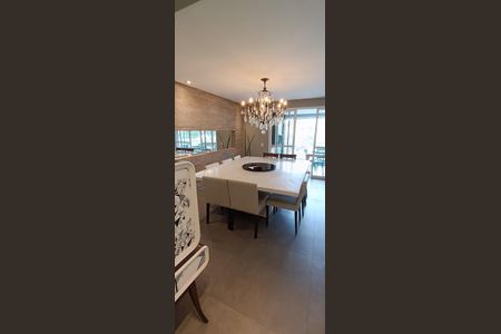 Apartamento à venda com 223m², 3 quartos e 4 vagas Apartamento à venda com 223m², 3 quartos e 4 vagasSala