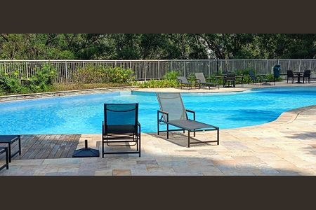 Apartamento à venda com 223m², 3 quartos e 4 vagas Apartamento à venda com 223m², 3 quartos e 4 vagasÁrea comum - Piscina