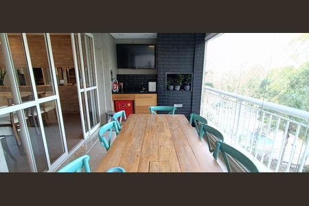 Apartamento à venda com 223m², 3 quartos e 4 vagas Apartamento à venda com 223m², 3 quartos e 4 vagasVaranda gourmet