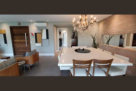 Apartamento à venda com 223m², 3 quartos e 4 vagas Apartamento à venda com 223m², 3 quartos e 4 vagasSala