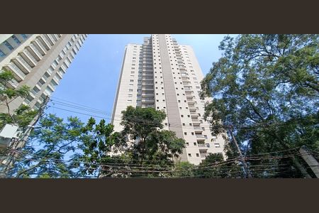 Apartamento à venda com 223m², 3 quartos e 4 vagas Apartamento à venda com 223m², 3 quartos e 4 vagasFachada