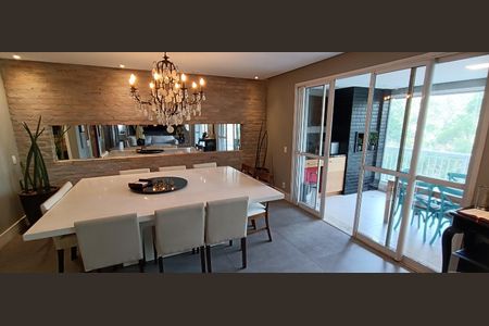 Apartamento à venda com 223m², 3 quartos e 4 vagas Apartamento à venda com 223m², 3 quartos e 4 vagasSala