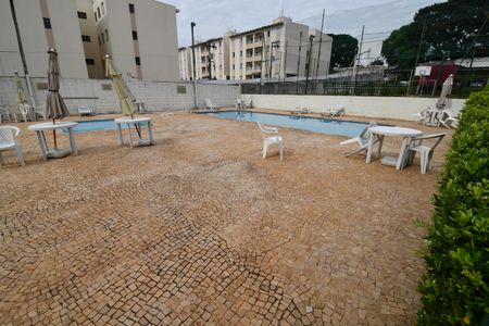Apartamento à venda com 73m², 3 quartos e 1 vagaÁrea comum - Piscina