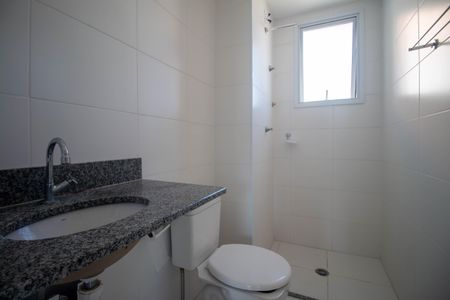 Apartamento à venda com 35m², 2 quartos e 1 vaga Apartamento à venda com 35m², 2 quartos e 1 vagaBanheiro