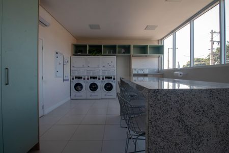 Apartamento à venda com 35m², 2 quartos e 1 vaga Apartamento à venda com 35m², 2 quartos e 1 vagaLavanderia