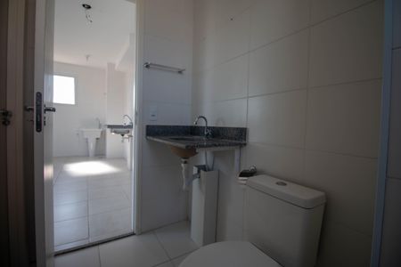 Apartamento à venda com 35m², 2 quartos e 1 vaga Apartamento à venda com 35m², 2 quartos e 1 vagaBanheiro